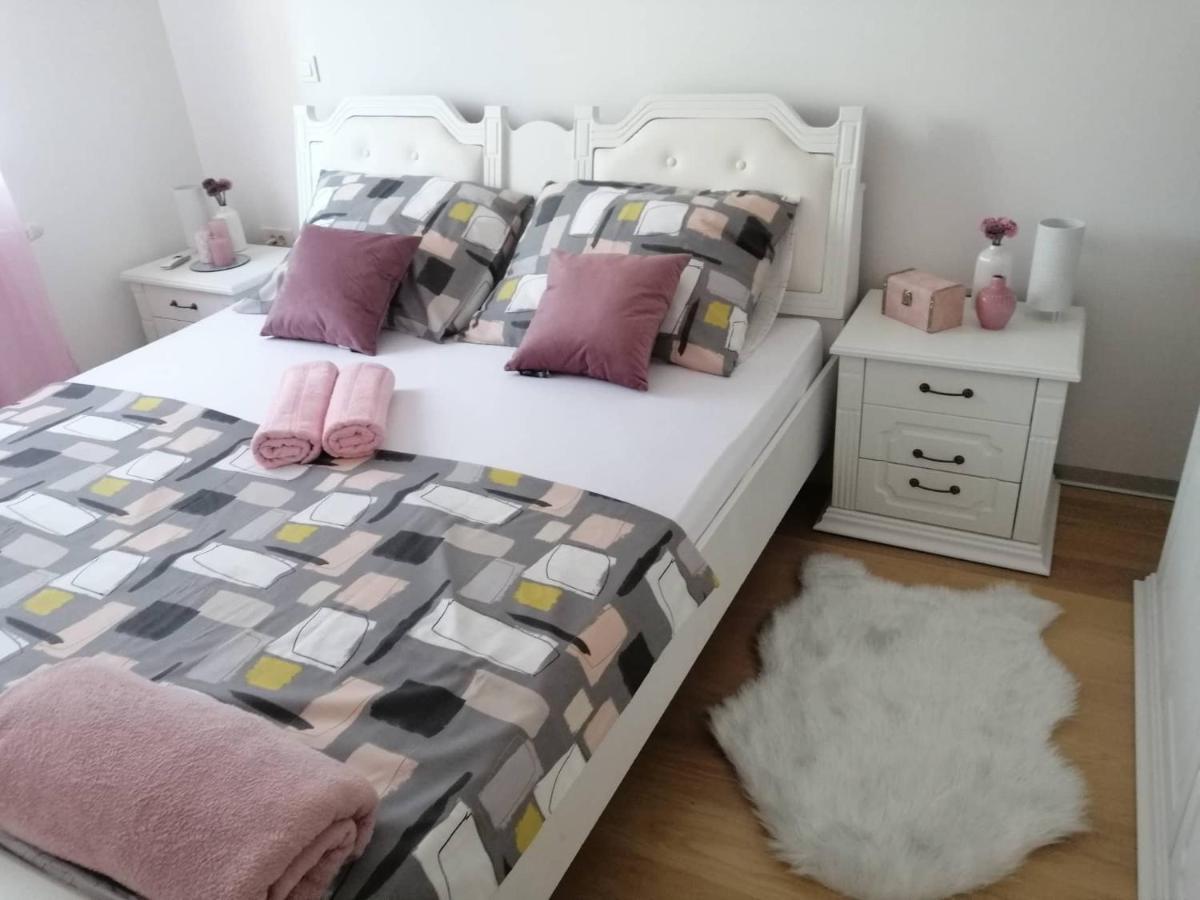 דירות וואראז'דין Apartman Natali*** מראה חיצוני תמונה